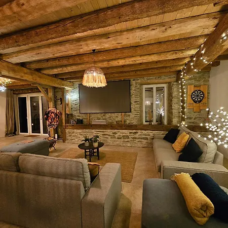 Les Echappees Belles - Et D'hotes 4 Etoiles شقة Antignac