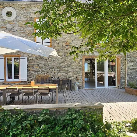 Les Echappees Belles - Et D'hotes 4 Etoiles Antignac