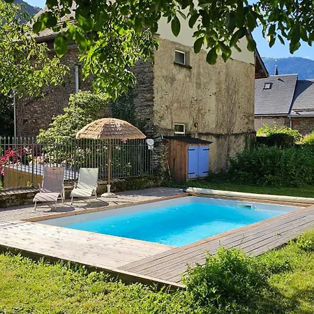 Lägenhet Les Echappees Belles - Et D'hotes 4 Etoiles Antignac