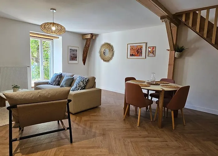 Les Echappees Belles - Et D'hotes 4 Etoiles Apartment Antignac